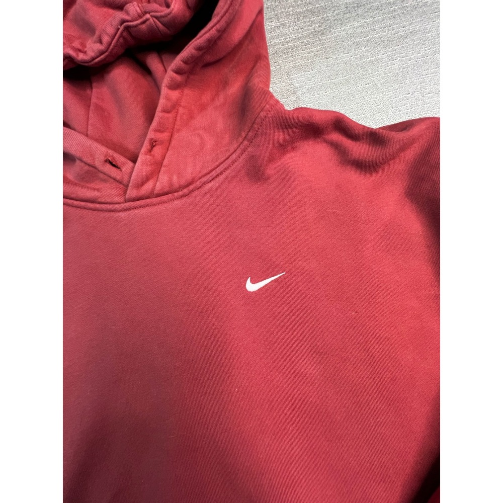 Nike Mens Red Fleece Pullover Hoodie Embroidered Swoosh Logo Sweatshirt S - Picture 2 of 6